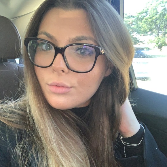 Meet your Posher, Sarah - Picture 5 of 8